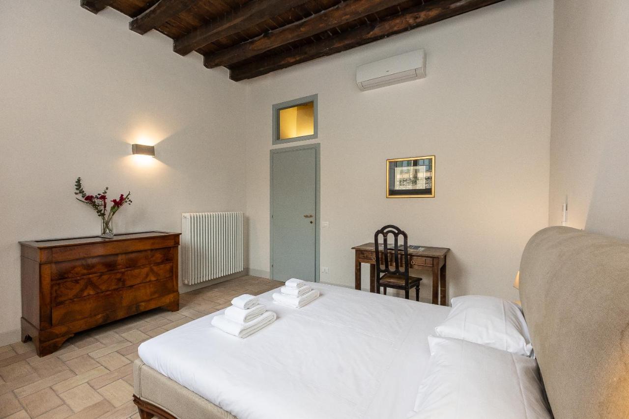 Rome Historical Apartment - Arco Dei Banchi Luaran gambar