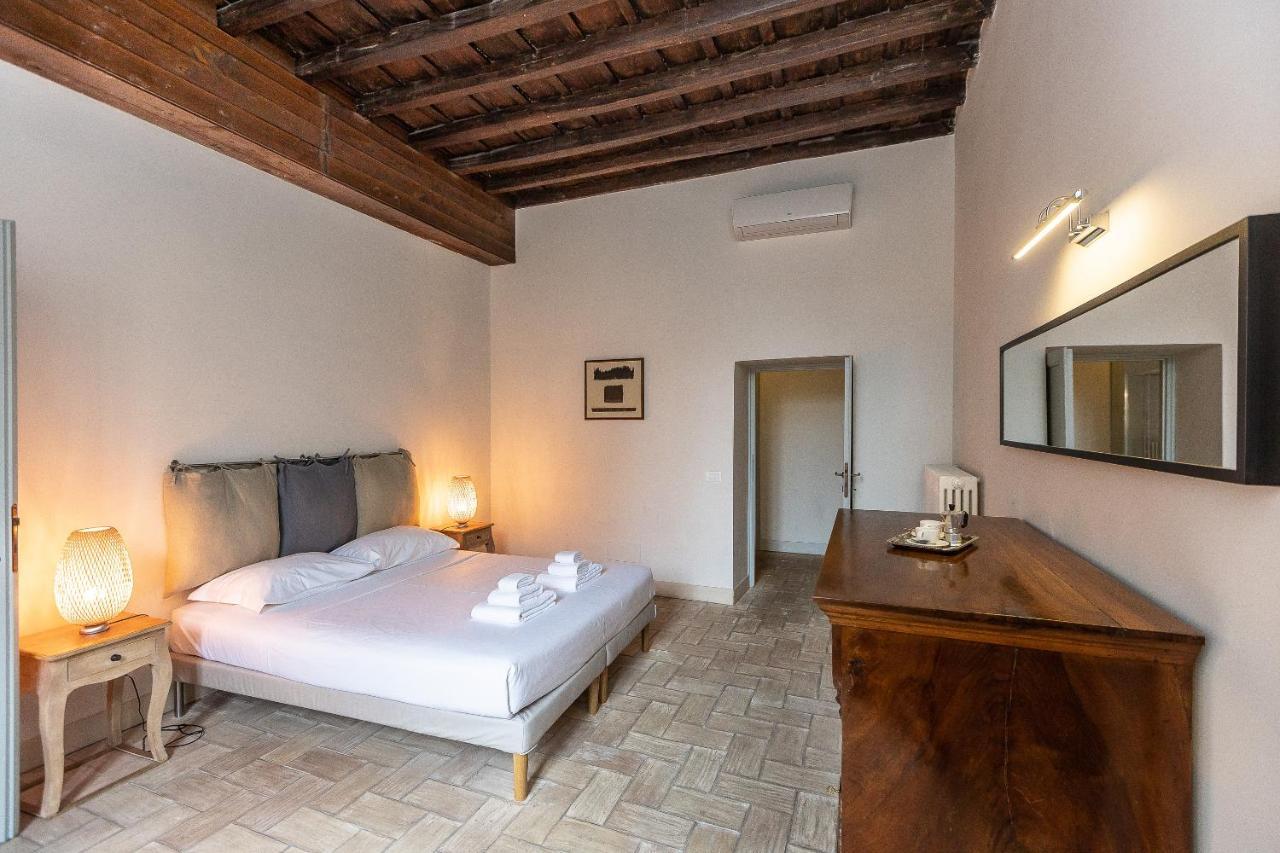 Rome Historical Apartment - Arco Dei Banchi Luaran gambar